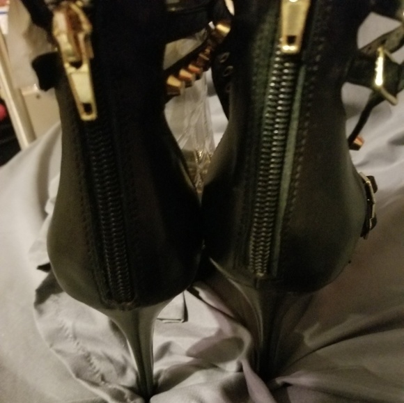 Steve Madden Rominaa heels. - Picture 3 of 6